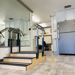Mission De La Casa Nursing & Rehabilitation Center - Therapy Room
