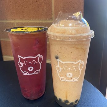Sono Kitchen & Boba - Dragon fruit green tea and peach pineapple smoothie with boba - Bubble Tea Near Me - Sedona, Arizona
