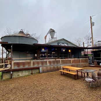 Sexton Feed Mill - Outdoor - Axe Throwing Near Me - Glen Rose, Texas Sexton Feed Mill - Outdoor - Axe Throwing Near Me - Glen Rose, Texas