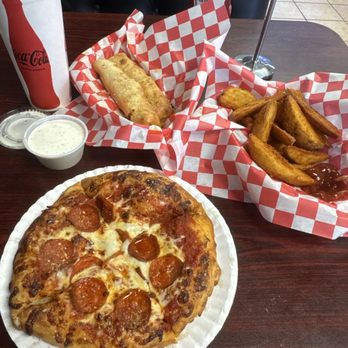 Anthony's Pizza & Pasta - Lunch Special #1 - Pizza Near Me - Corona, California