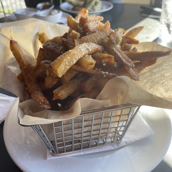 Marlow's Tavern - Parmesan truffle fries - Gastropubs Near Me - Duluth, Georgia Marlow's Tavern - Parmesan truffle fries - Gastropubs Near Me - Duluth, Georgia