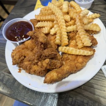 Syberg's - Chesterfield - Chicken tender platter - New American Near Me - Chesterfield, Missouri Syberg's - Chesterfield - Chicken tender platter - New American Near Me - Chesterfield, Missouri