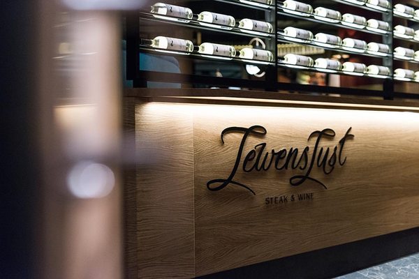 Hotel Motel One Essen by null