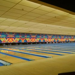 Riviera Lanes