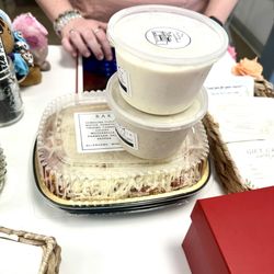 The Chubby Cupboard - Picking up my order of Baked Zita Casserole along with some extra Alfredo sauces to use for my own Shrimp Linguini Alfredo recipe!