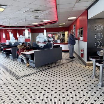 Steak ’n Shake - Burgers Near Me - Cincinnati, Ohio Steak ’n Shake - Burgers Near Me - Cincinnati, Ohio