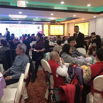 Golden Palace - Small restaurant - Dim Sum Near Me - Brooklyn, New York
