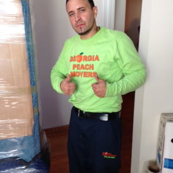 Georgia Peach Movers - All of our workers are always professionally dressed in full uniform - Movers Near Me Georgia Peach Movers - All of our workers are always professionally dressed in full uniform - Movers Near Me