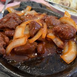 Town Sent Seafood Restaurant - Sizzling beef and onions
