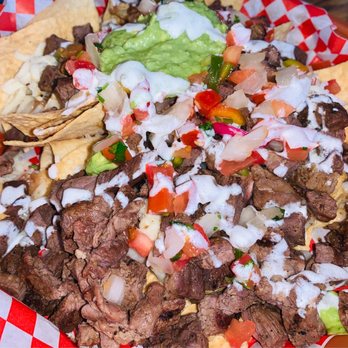 Jurassic Tacos Pleasant Grove - Nachos con carne asada - Tacos Near Me - Pleasant Grove, Utah Jurassic Tacos Pleasant Grove - Nachos con carne asada - Tacos Near Me - Pleasant Grove, Utah