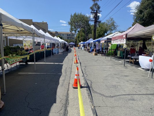 Toluca Lake Farmers Market by null