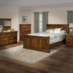 USA Furniture Leather - Amish Connection - Deluxe Bedroom set in solid maple. You can choose from over 40 finishes. Also 5 wood choices.