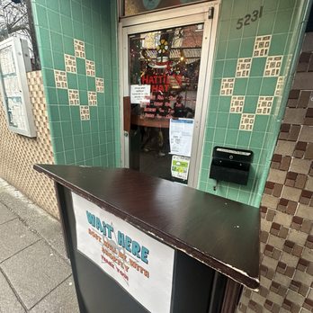Hattie's Hat Restaurant - Sunday line starts outside - American Near Me - Seattle, Washington