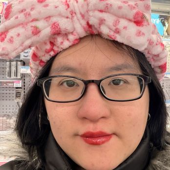 Five Below - Me trying on the Skincare Spa Headband - Discount Store Near Me - New York, New York