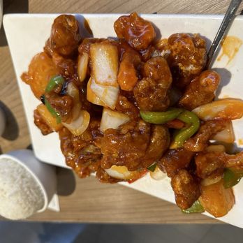 Congee Queen - Sweet and Sour Pork - Chinese Near Me - Markham, Ontario