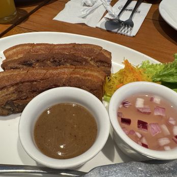 Gerry's Grill Boracay El Centro Resort - Filipino Near Me - Malay, AKL