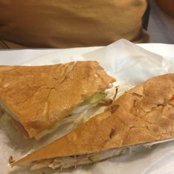La Isla Restaurant - Cuban Near Me - Hoboken, New Jersey