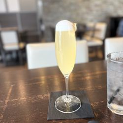 Latitude 34 - Pineapple mimosa