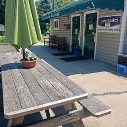 Exterior photo of Hungry Hollow - Chestnut Ridge, New York Exterior photo of Hungry Hollow - Chestnut Ridge, New York