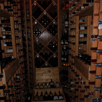 Bouchons Bistro - French Near Me - Kelowna, British Columbia