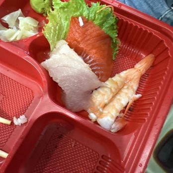 Domo Sushi - Bento box with staggering large fresh sashimi - Sushi Bars Near Me - Vancouver, British Columbia Domo Sushi - Bento box with staggering large fresh sashimi - Sushi Bars Near Me - Vancouver, British Columbia