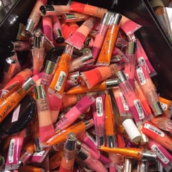 Victoria's Secret - Lip gloss $3.50 each!
