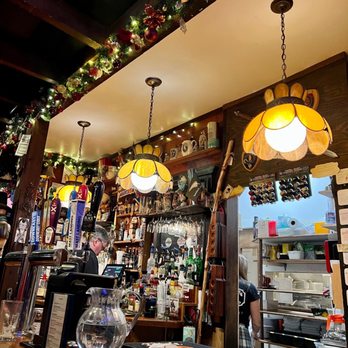 MacLaomainn's Scottish Pub - the bar - Pubs Near Me - Chester, Vermont