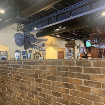 Hemingway's Tavern - Inside of restaurant - New American Near Me - Melbourne, Florida Hemingway's Tavern - Inside of restaurant - New American Near Me - Melbourne, Florida