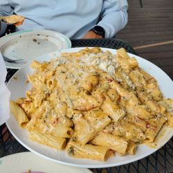 McGill's Whiskey Tavern and Grill - Chicken Riggies