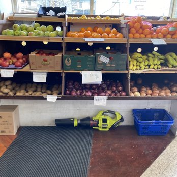 Shattuck Market - Produce section, great selection for a corner store! - Grocery Near Me - Berkeley, California Shattuck Market - Produce section, great selection for a corner store! - Grocery Near Me - Berkeley, California