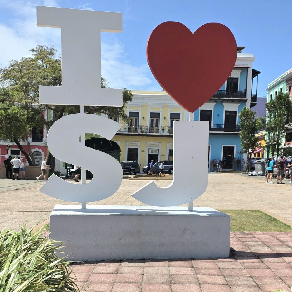 Plaza Colon - The I Love San Juan sign with the plaza in the background - Parks Near Me - San Juan, Puerto Rico
