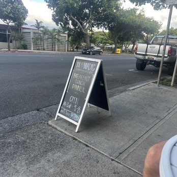 Nomadic - Sign out front - Pizza Near Me - Kailua, Hawaii Nomadic - Sign out front - Pizza Near Me - Kailua, Hawaii