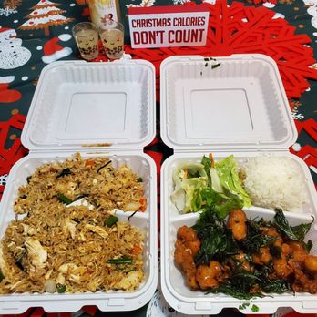 O'Char Thai - Basil Fried Rice and Crispy Garlic Chicken - Thai Near Me - Bellevue, Washington