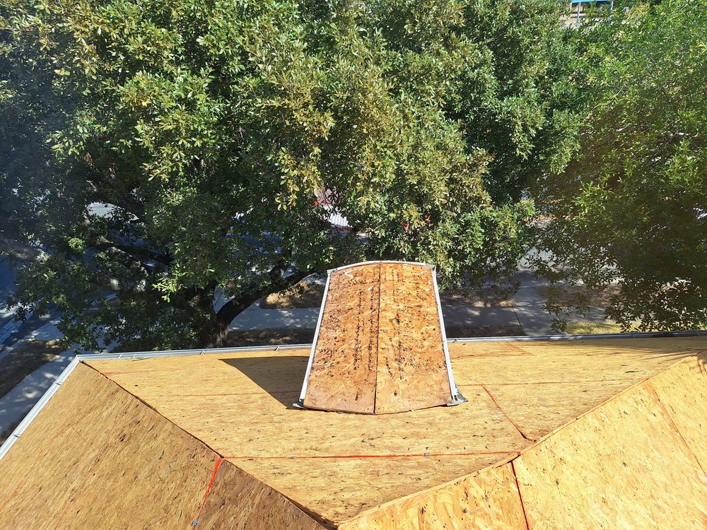 Slide of Saldana's Roofing