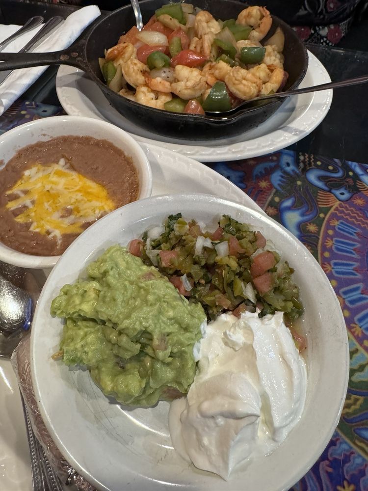 Tlacuani Mexican Restaurant Bar & Grill