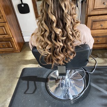 Tamer Mickel Salon - Cut & color by Lexi Baba - Hair Salons Near Me - Burlingame, California Tamer Mickel Salon - Cut & color by Lexi Baba - Hair Salons Near Me - Burlingame, California