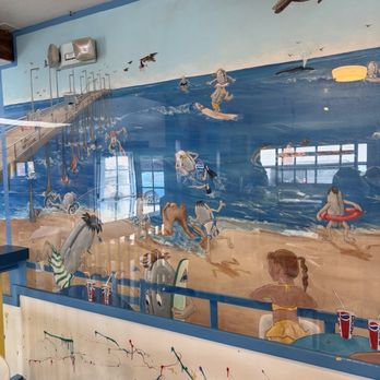 Splash Cafe - Wall - American Near Me - Pismo Beach, California Splash Cafe - Wall - American Near Me - Pismo Beach, California