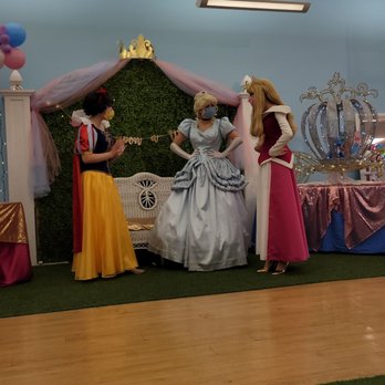 Play and Parties - Party Characters Near Me - Orange, California