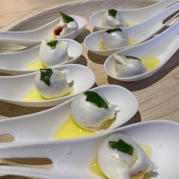 SOBEWFF - Delray Beach Market Hosted By Nick DiGiovanni - Festivals Near Me - Delray Beach, Florida SOBEWFF - Delray Beach Market Hosted By Nick DiGiovanni - Festivals Near Me - Delray Beach, Florida