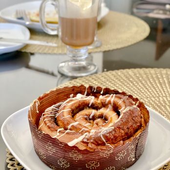 The Speckled Egg PGH - Cinnamon roll - Breakfast & Brunch Near Me - Pittsburgh, Pennsylvania The Speckled Egg PGH - Cinnamon roll - Breakfast & Brunch Near Me - Pittsburgh, Pennsylvania