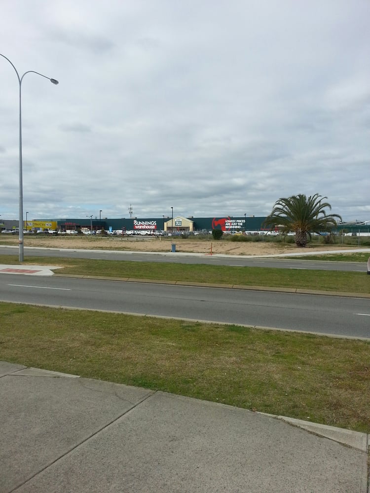 BUNNINGS WAREHOUSE Updated June 2024 Cnr Sunlight Dr & Stockton Rd