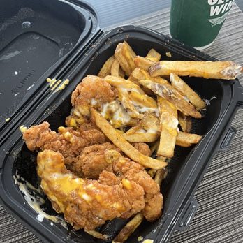 Wingstop - Chicken Wings Near Me - Union City, California