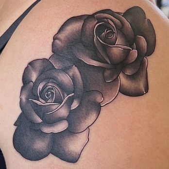 Ease Your Mind Tattoo Studio - Tattoo Near Me - Van Nuys, California Ease Your Mind Tattoo Studio - Tattoo Near Me - Van Nuys, California