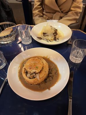 Grand Café Capucines by null