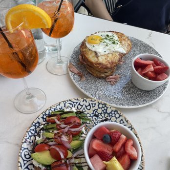 The 908 - Caprese Avocado Toast, Aperol Spritz - New American Near Me - Long Beach, California The 908 - Caprese Avocado Toast, Aperol Spritz - New American Near Me - Long Beach, California