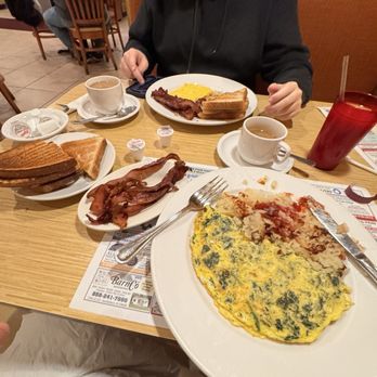 Swedesboro Diner - Diners Near Me - Swedesboro, New Jersey