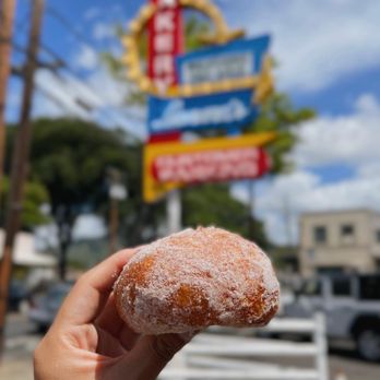 Leonard's Bakery - Malasada - Bakeries Near Me - Honolulu, Hawaii Leonard's Bakery - Malasada - Bakeries Near Me - Honolulu, Hawaii