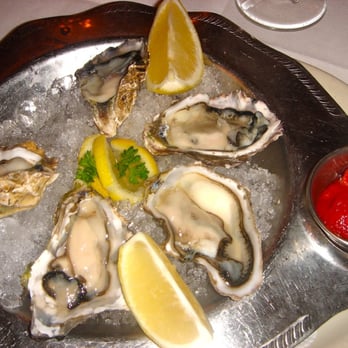 Hy's Steak House - Chilled Oysters - Steakhouses Near Me - Honolulu, Hawaii Hy's Steak House - Chilled Oysters - Steakhouses Near Me - Honolulu, Hawaii