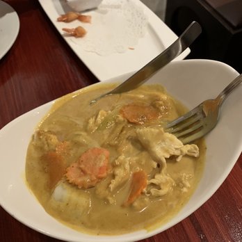 Charm Thai Eatery - Yellow Curry - Thai Near Me - San Mateo, California