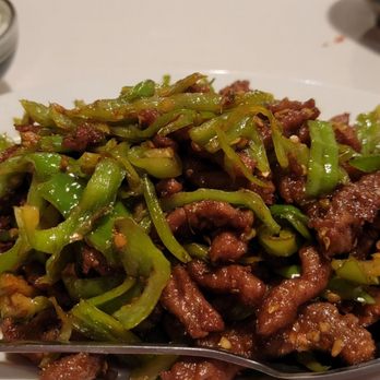 EMei - Shredded beef with long peppers - Szechuan Near Me - Philadelphia, Pennsylvania EMei - Shredded beef with long peppers - Szechuan Near Me - Philadelphia, Pennsylvania